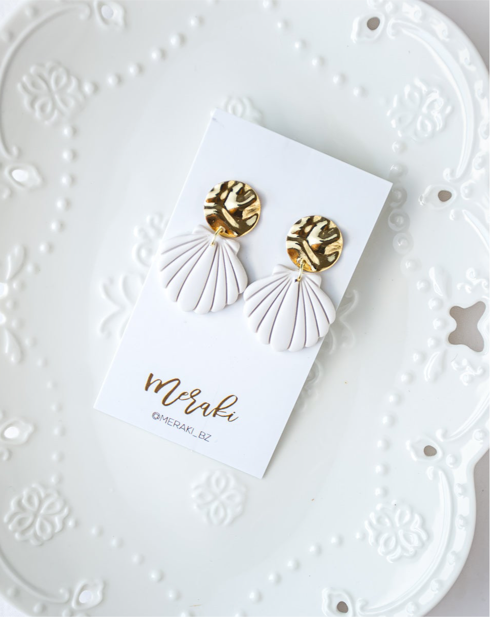 Seashell (pearl effect)