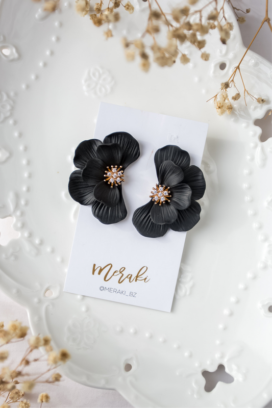 Half Flora (cubic zirconia)