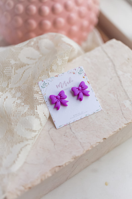 Bow Stud