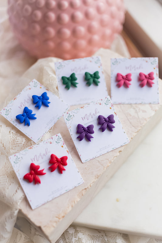Bow Stud